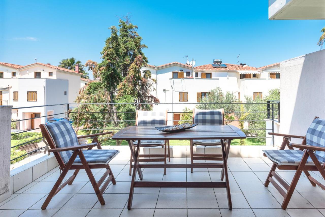Pefkohori Del Sol By Luxlikehome Exterior photo